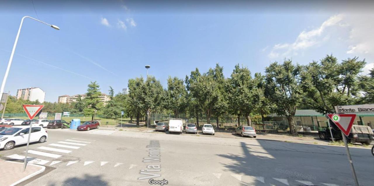 Locazione Turistica Casa Gardenia Lägenhet Turin Exteriör bild