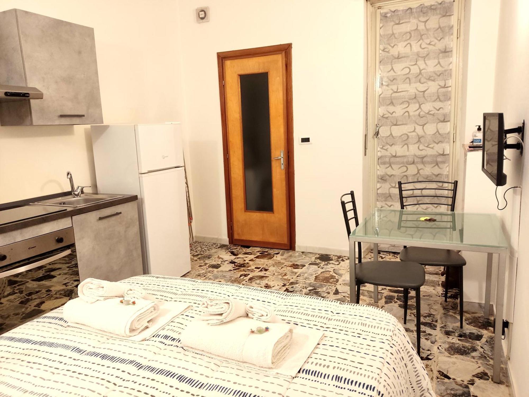 Locazione Turistica Casa Gardenia Lägenhet Turin Exteriör bild
